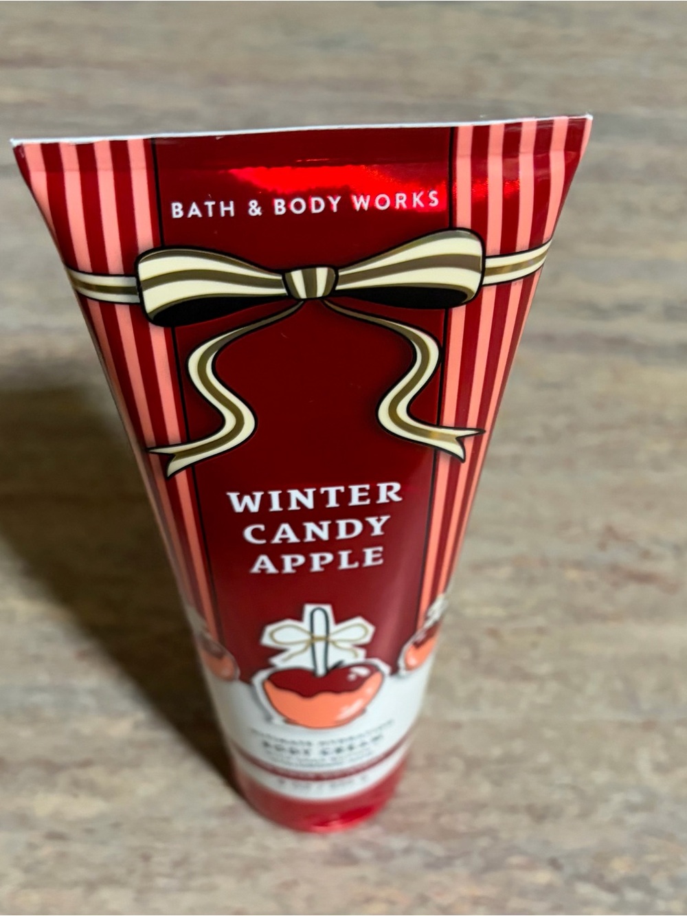 Bath & Body Works Winter Candy Apple Body Cream -